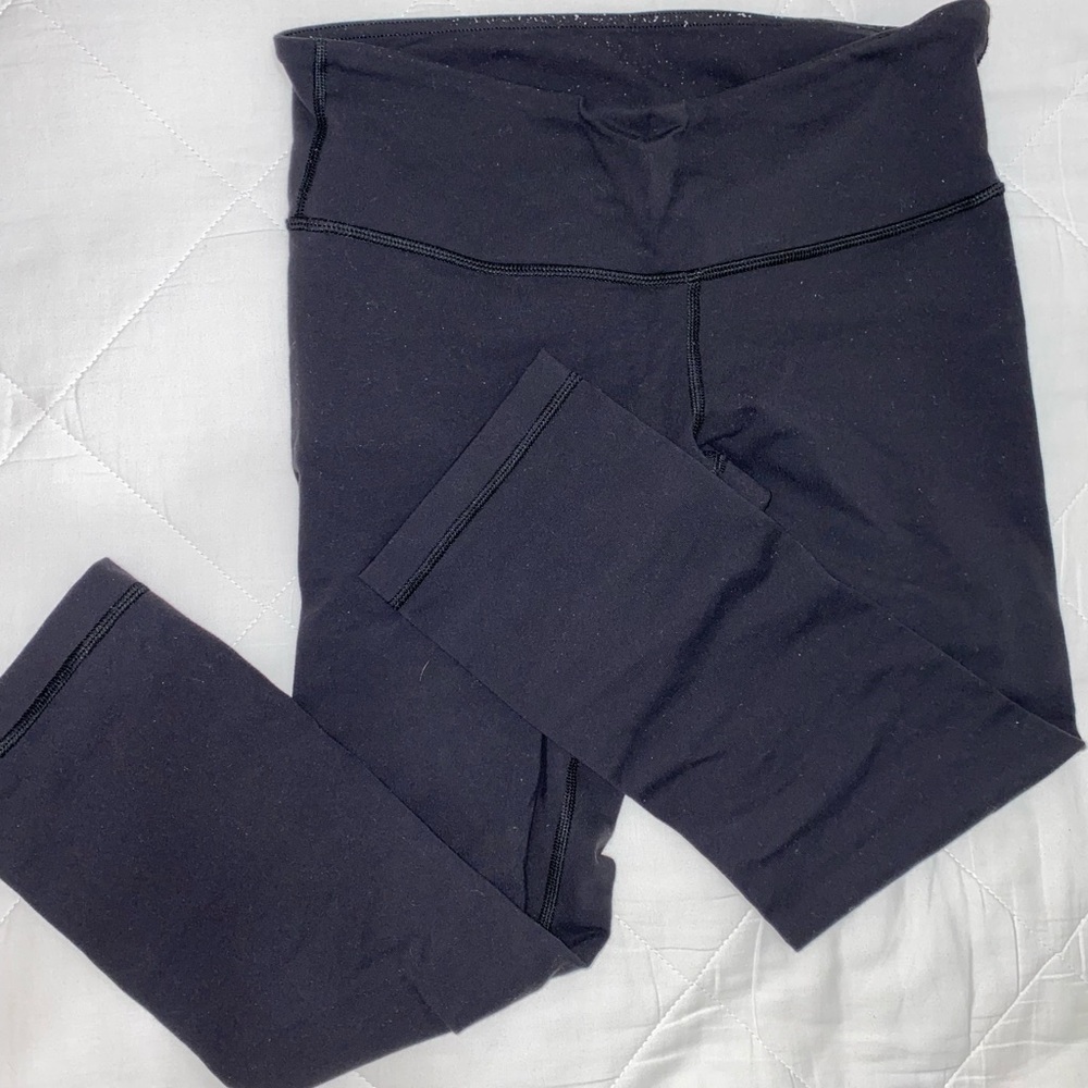 lululemon black cropped leggings